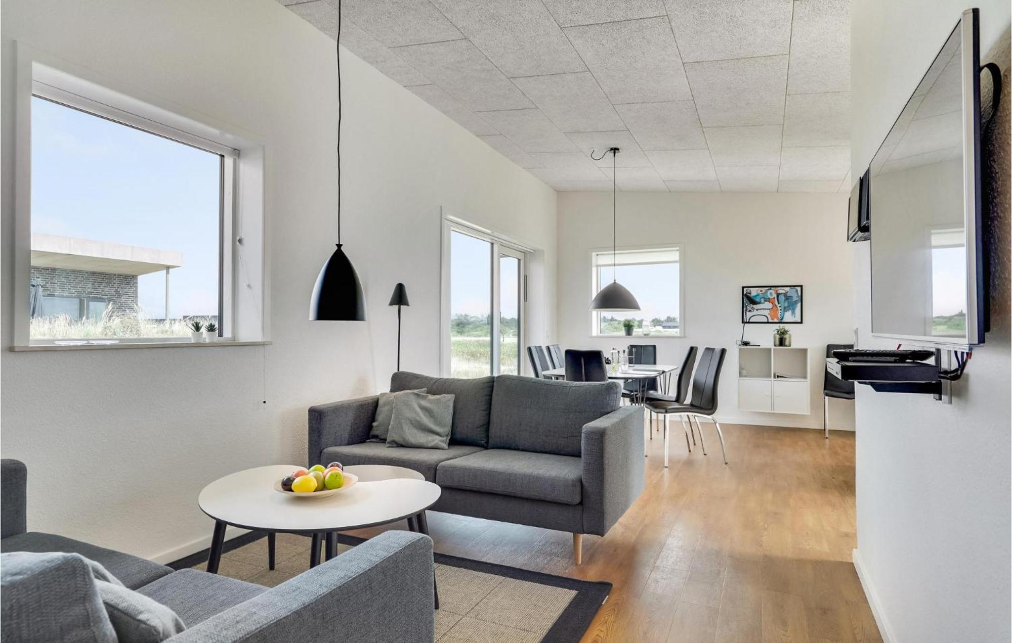 Gorgeous Home In Ringkobing With House A Panoramic View Sondervig Exterior photo