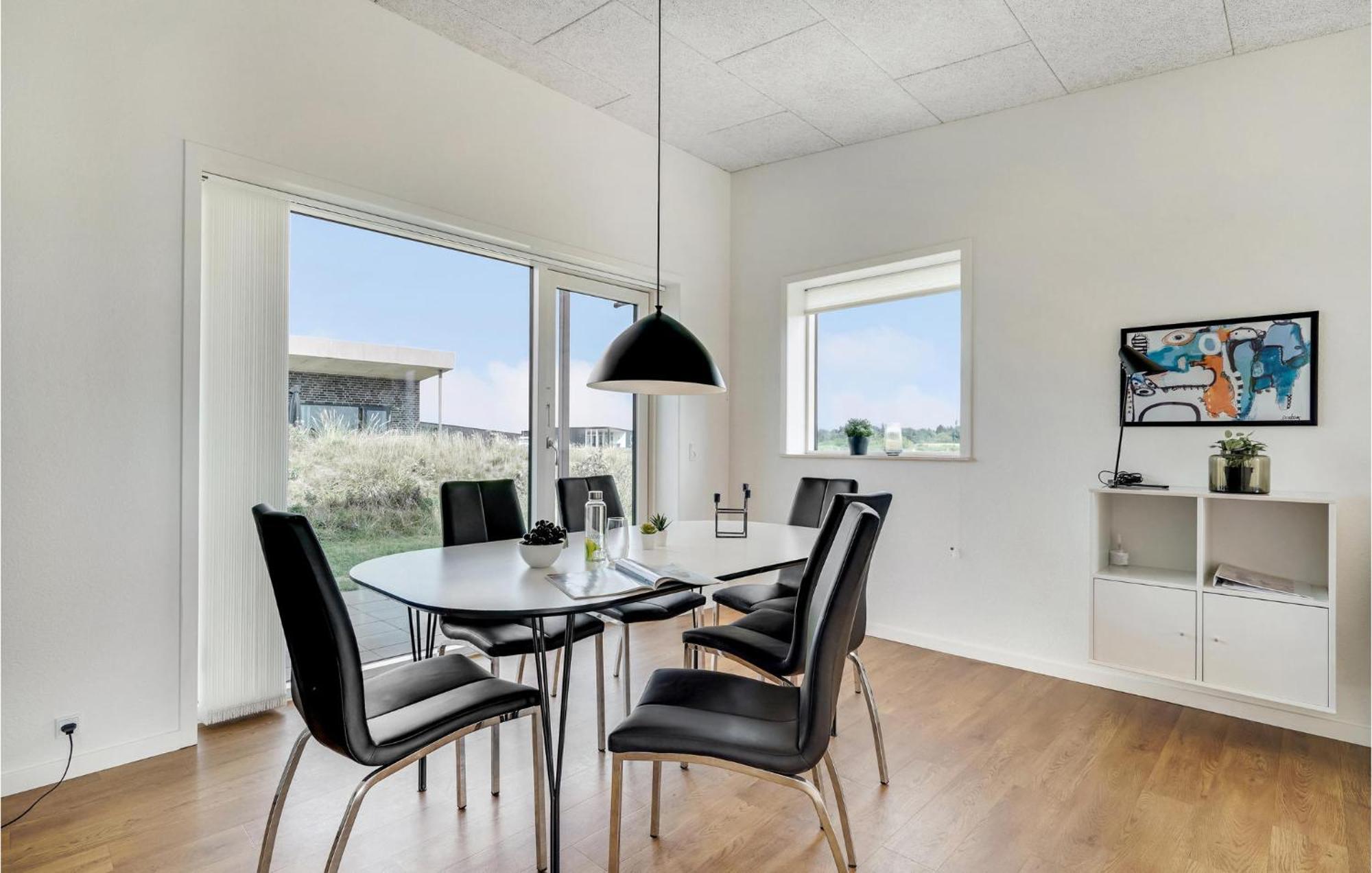 Gorgeous Home In Ringkobing With House A Panoramic View Sondervig Exterior photo