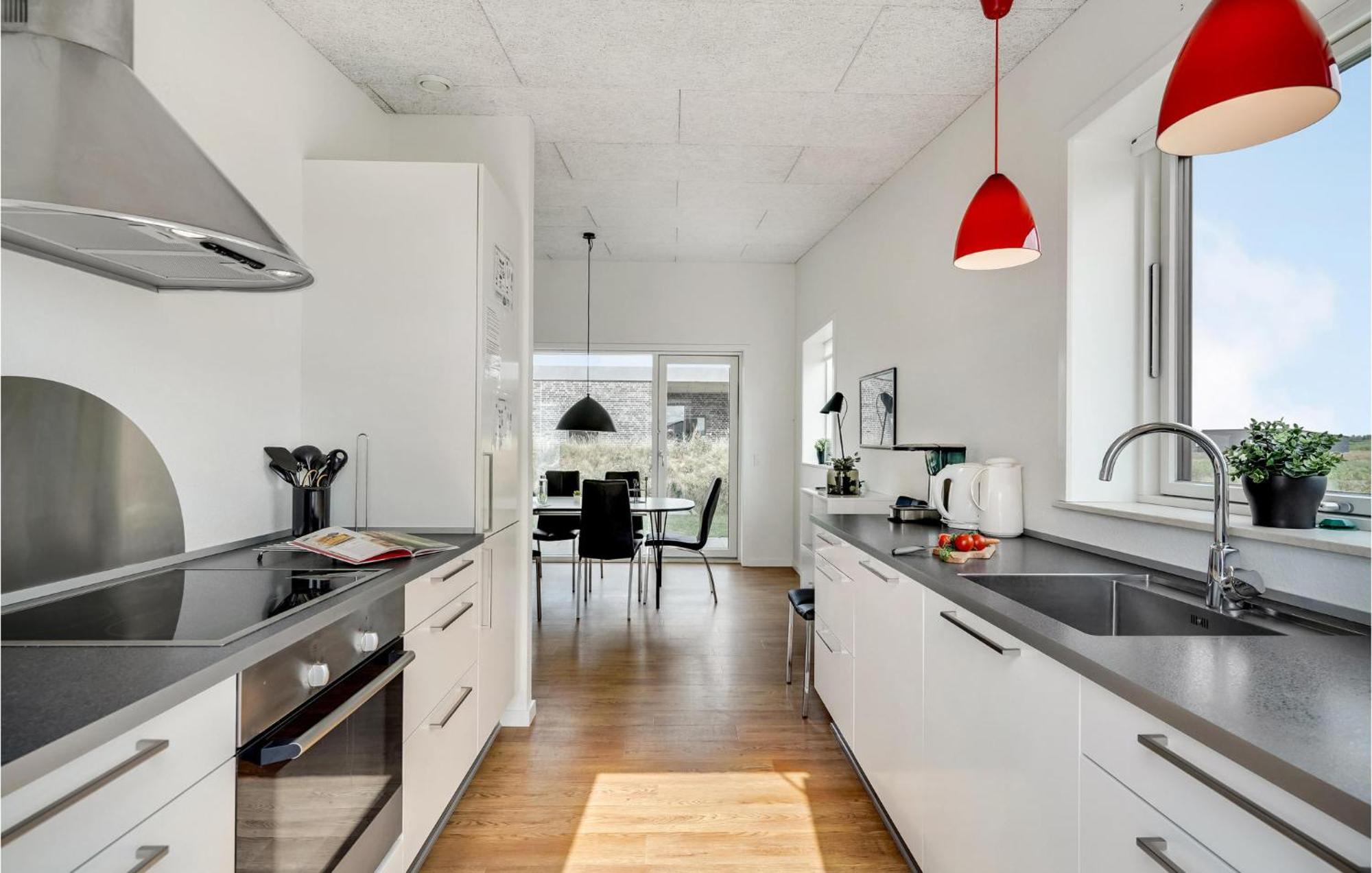 Gorgeous Home In Ringkobing With House A Panoramic View Sondervig Exterior photo